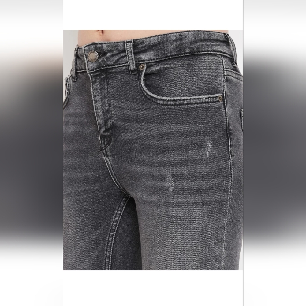 Madame Skinny Low Rise Jeans - Picture 2 of 7
